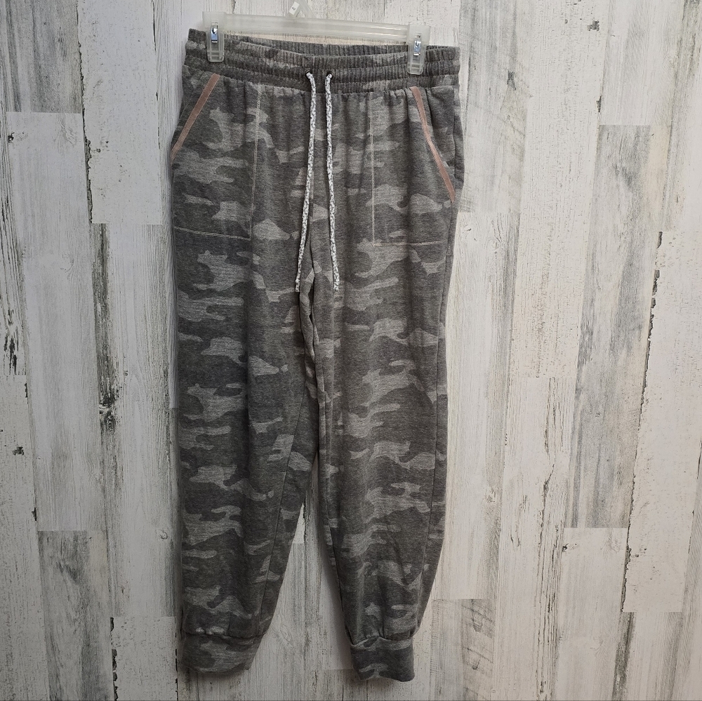 Knox Rose Faded Camouflage Jogger SweatPants Womens Size Medium